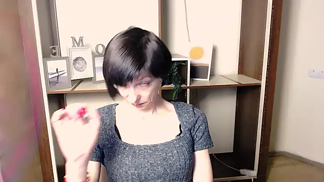  AngeliaFlow  online show from November 2025 10:29:01 AM