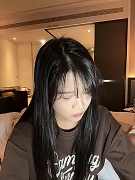 Snapshot of baxi1100 chatting on February 2025 08:15:02 PM baxi1100 online show from February 2025 08:15:02 PM