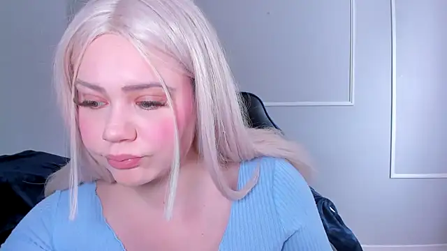 Snapshot of _leana_ chatting on March 2025 02:34:02 PM leana online show from March 2025 02:34:02 PM