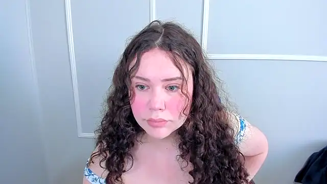 Snapshot of _leana_ chatting on June 2026 03:03:01 PM leana online show from June 2026 03:03:01 PM