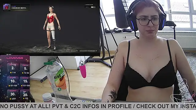 Snapshot of Gamergirl-Linela chatting on March 2025 02:14:01 PM Gamergirl-Linela online show from March 2025 02:14:01 PM