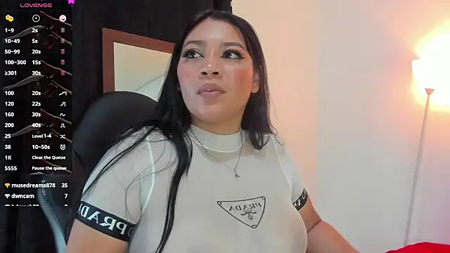 Sophia Brunett online show from February 2025 09:54:02 AM