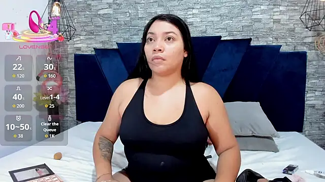 Sophia Brunett online show from September 2025 11:45:02 AM