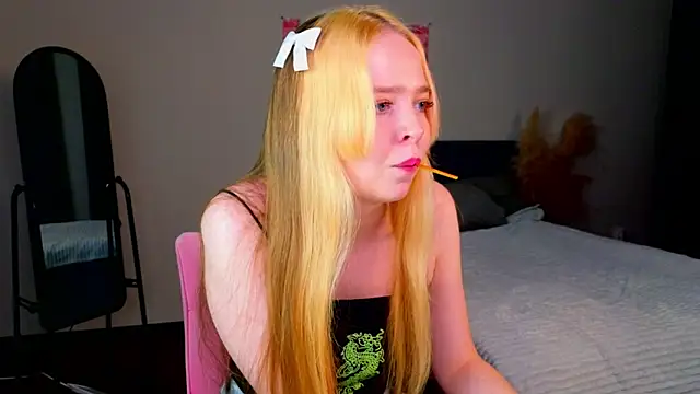 Bellla Murrr online show from February 2025 04:46:01 PM