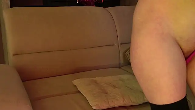 Bella amory online show from February 2025 04:18:02 AM