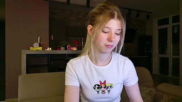 Bella amory online show from March 2025 07:43:02 PM