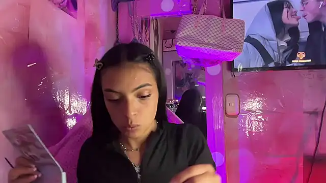 Skye Moore online show from August 2026 01:29:01 AM