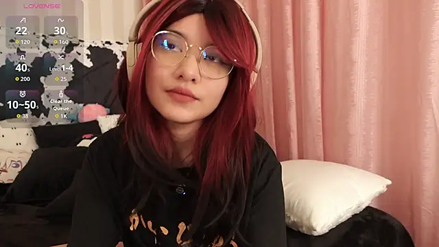 Snapshot of NataliaNovak chatting on November 2025 09:37:01 PM NataliaNovak online show from November 2025 09:37:01 PM