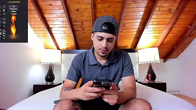 Sebastian Berne online show from October 2025 07:24:02 PM