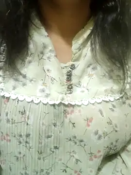 Your cutiepie  online show from October 2025 11:54:02 PM