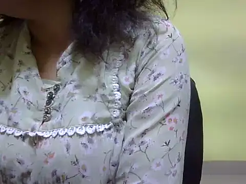 Your cutiepie  online show from November 2025 10:20:01 AM