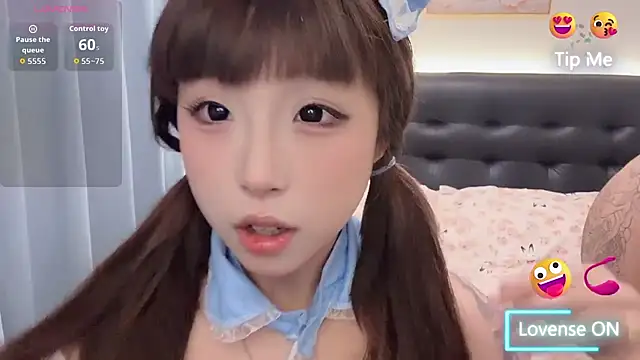 Snapshot of vi-vi-11 chatting on June 2026 01:04:01 PM vi-vi-11 online show from June 2026 01:04:01 PM