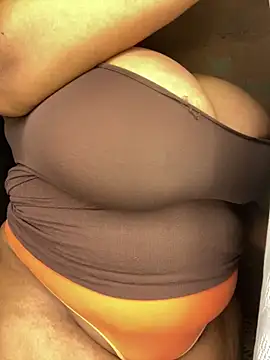 NonoGotBoobies online show from April 2026 04:04:02 PM