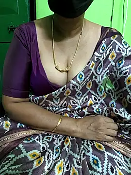 Snapshot of niiveditha chatting on March 2025 12:30:01 AM niiveditha online show from March 2025 12:30:01 AM