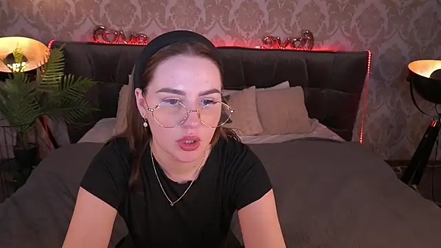 DivineJass online show from February 2025 03:25:01 AM