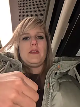 Sexybiene969 online show from November 2025 05:26:01 PM