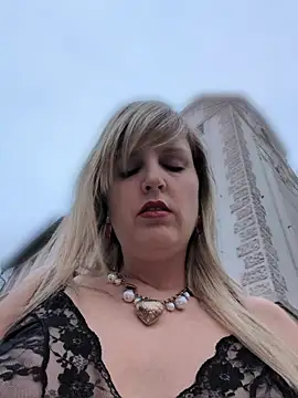 Sexybiene969 online show from March 2026 05:19:01 PM