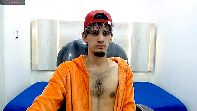 Dirty Kingg online show from February 2025 08:41:01 PM