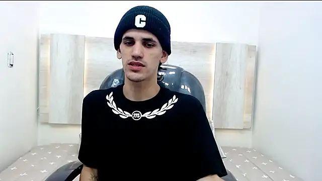 Dirty Kingg online show from March 2025 09:05:02 PM