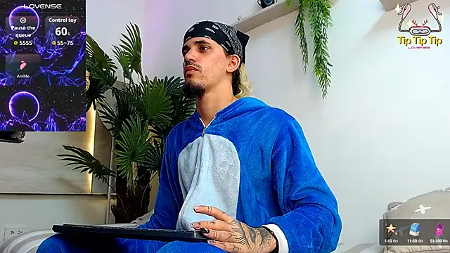 Dirty Kingg online show from September 2025 07:36:01 PM