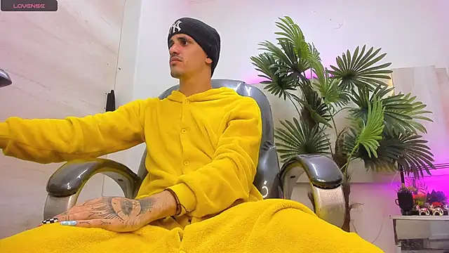 Dirty Kingg online show from September 2025 09:18:01 PM