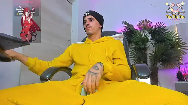 Dirty Kingg online show from September 2025 07:19:02 PM