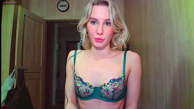 Caramel piegirl online show from January 2026 08:58:02 PM