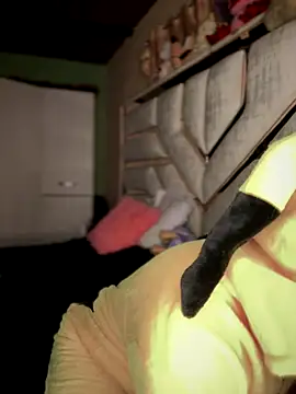 Laura-Khalifa online show from September 2025 05:51:01 AM