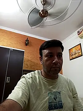 Snapshot of innocentboy1987 chatting on October 2025 07:39:01 AM innocentboy1987 online show from October 2025 07:39:01 AM