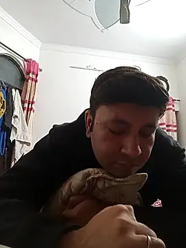 innocentboy1987 online show from November 2025 06:24:01 AM