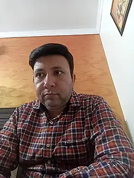 innocentboy1987 online show from February 2026 05:16:02 AM