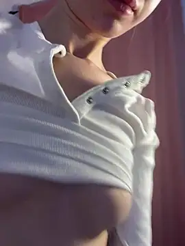 RosieMills online show from March 2025 04:38:02 AM