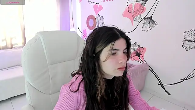 Isabela Fiorelli online show from June 2026 01:35:02 PM