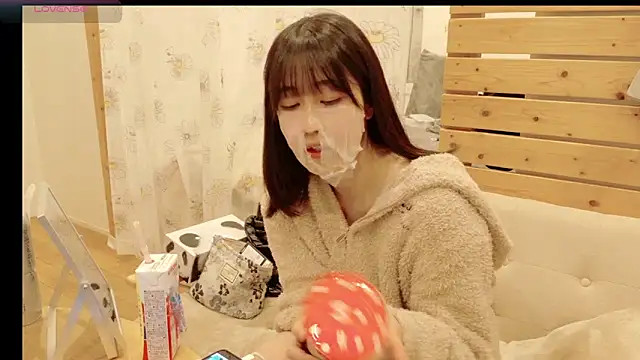 sakura-ch online show from March 2025 10:35:02 AM