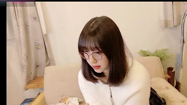 sakura-ch online show from March 2025 12:04:01 PM