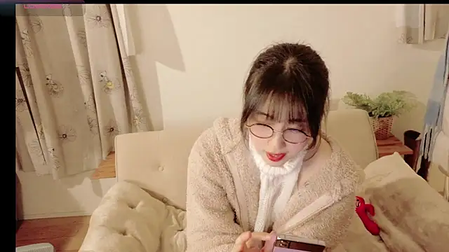 sakura-ch online show from March 2025 05:50:01 PM