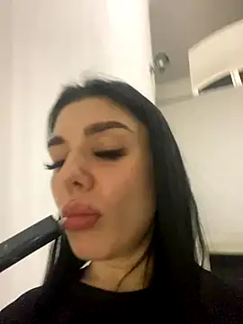 MaeveMoon online show from October 2025 04:08:02 PM