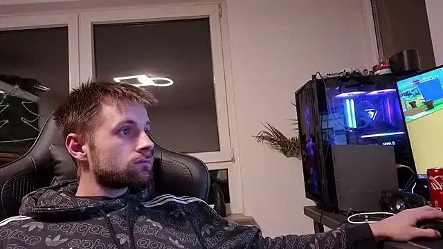 ademandjulia online show from February 2026 07:50:02 PM