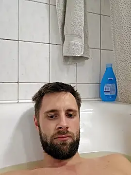 ademandjulia online show from February 2026 09:20:02 PM