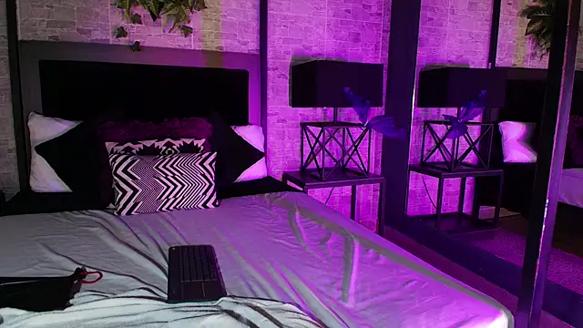 Snapshot of Hellen_Hell_ chatting on March 2025 10:07:02 PM Hellen Hell online show from March 2025 10:07:02 PM