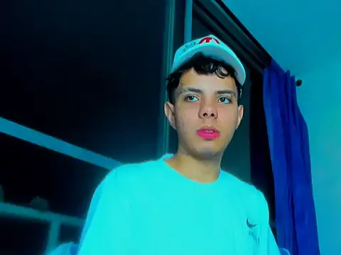 Alessandro 1610 online show from November 2025 05:17:01 AM