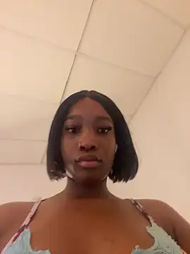 blackgril12 online show from November 2025 11:42:02 AM