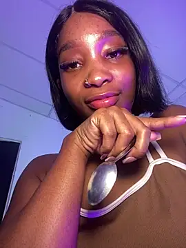 blackgril12 online show from February 2026 10:47:02 PM