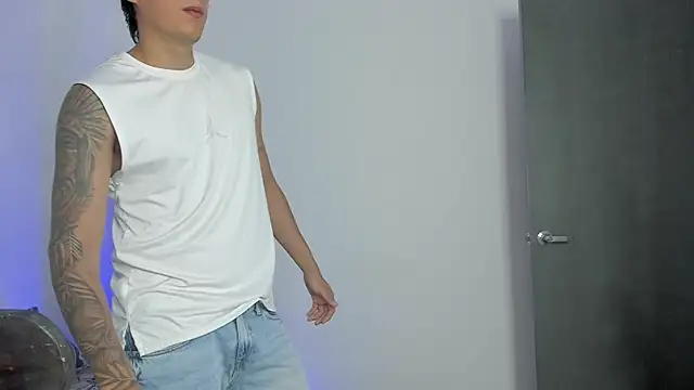 Snapshot of hugosan12 chatting on September 2025 06:31:02 PM hugosan12 online show from September 2025 06:31:02 PM