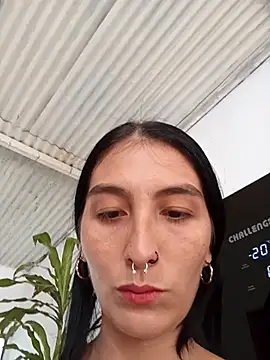 single mother indecent online show from September 2025 01:37:01 PM