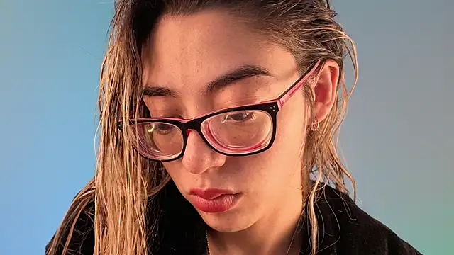 Carolblonde online show from March 2026 12:39:01 AM