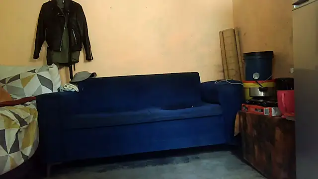 01applebottom online show from September 2025 12:49:02 PM