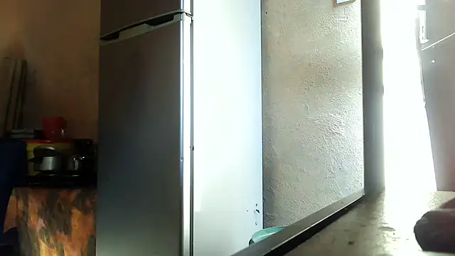 01applebottom online show from October 2025 06:25:02 AM