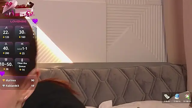 Snapshot of JoYung chatting on February 2025 08:28:02 AM JoYung online show from February 2025 08:28:02 AM