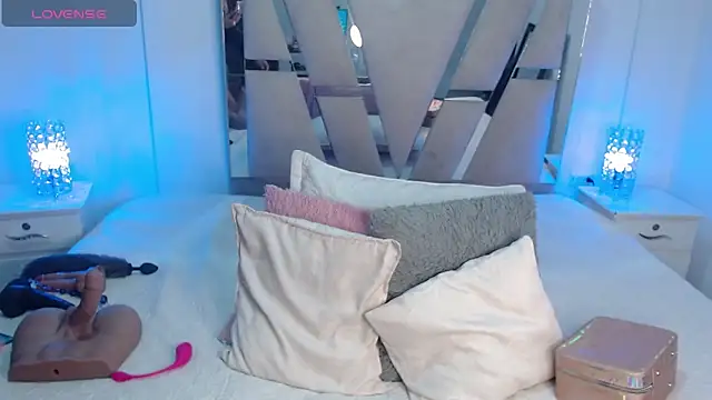 Snapshot of KathyLee69_ chatting on September 2025 07:58:02 PM KathyLee69 online show from September 2025 07:58:02 PM